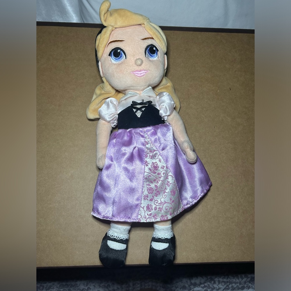 Disney PRINCESS AURORA Sleeping Beauty Animator Collection Doll 13" Plush - Picture 1 of 5